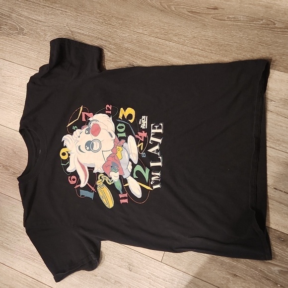 Disney Alice TShirt - Picture 1 of 3